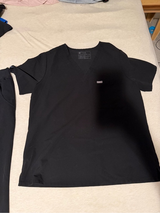 Figs Other - FIGS Black Scrub Set XL – Catarina Top + Zamora Petite Joggers